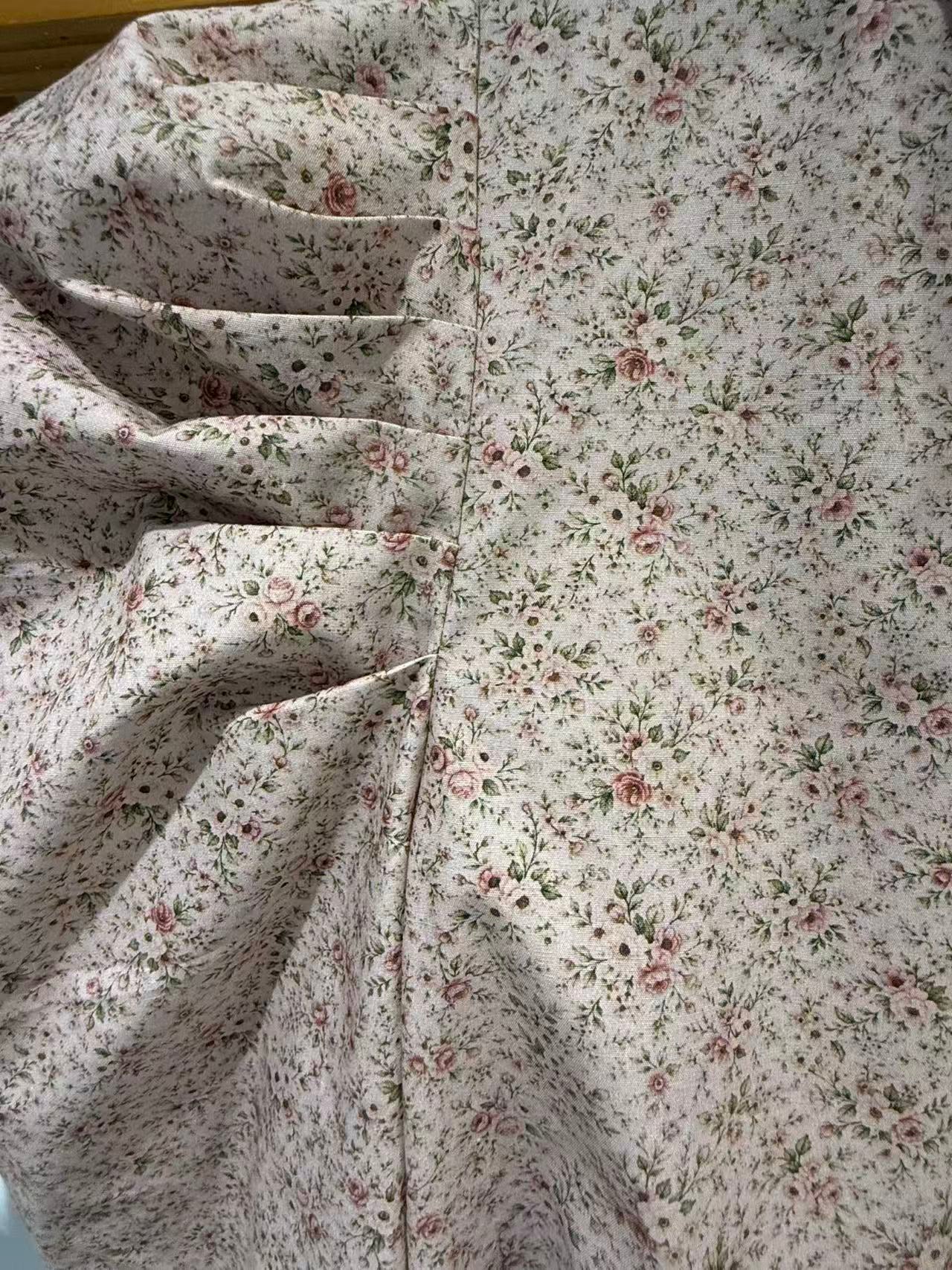 NORDlysblusen i rosa blomster